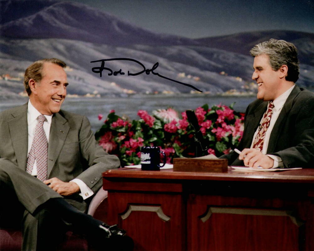 SENATOR BOB DOLE SIGNED AUTOGRAPH 8X10 Photo Poster painting - 1996 TONIGHT SHOW W/ JAY LENO