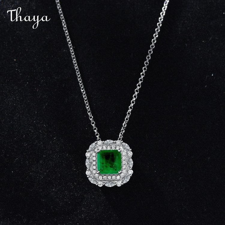 Thaya 925 Silver Synthetic Emerald Necklace