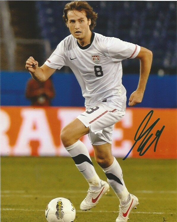 Team USA Mix Diskerud Autographed Signed 8x10 Photo Poster painting COA D