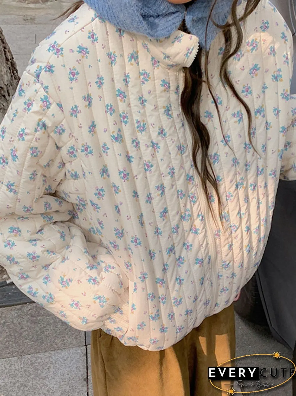 8apart Women Camille Ditsy Floral Fleece Jacket