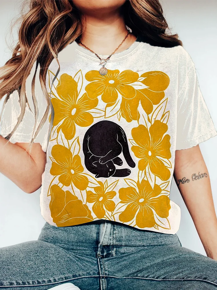 Women's Summer Boho Flowers Lazy Black Cat Print T-Shirt