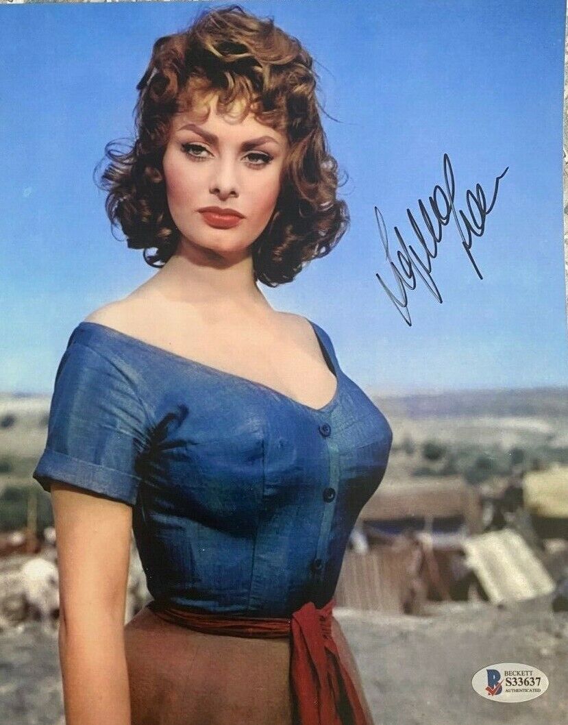 Sophia Loren signed autographed 8x10 Photo Poster painting Beckett COA