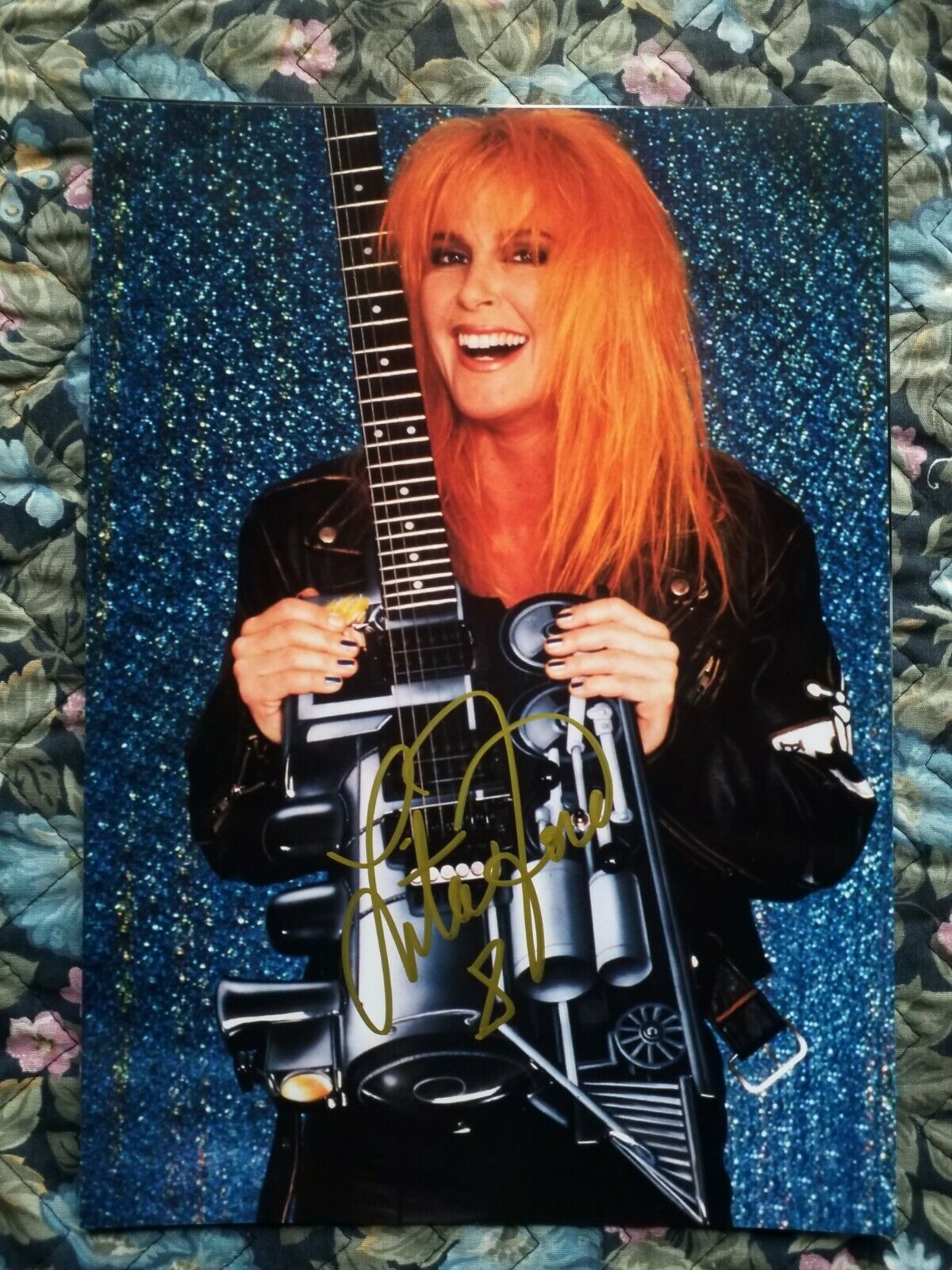 LITA FORD ROCK STAR GUITARIST SIGNED AUTHENTIC AUTOGRAPHED 8.2X11.5 Photo Poster painting