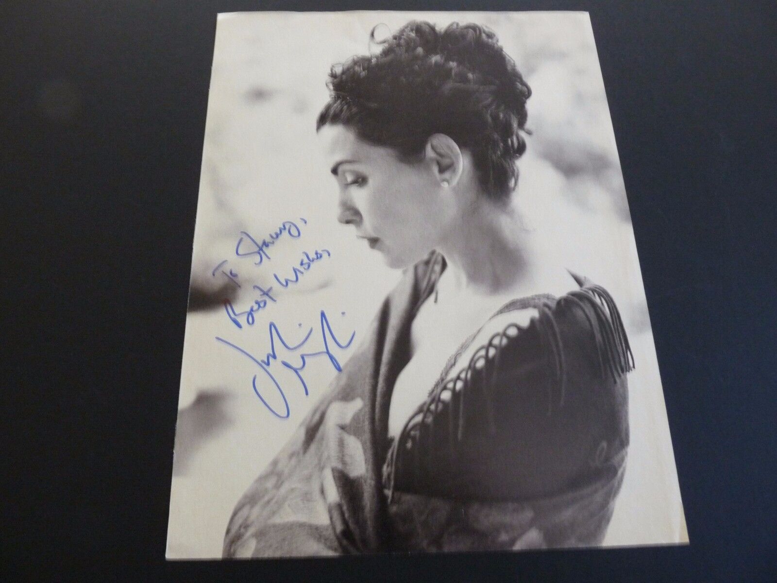 Julianna Margulies Autograph Signed 8x11 Magazine Photo Poster painting PSA Beckett Guarantee #2