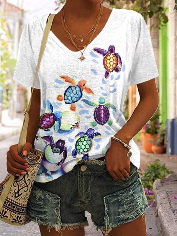 V-neck Watercolor Sea Turtle Print T-Shirt