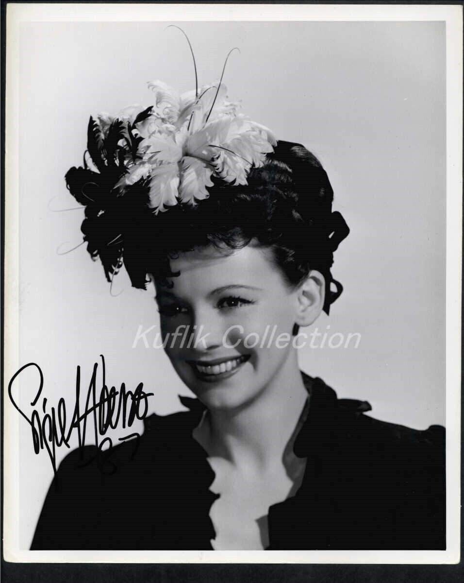 Signe Hasso - Signed Vintage Celebrity Autograph Photo Poster painting