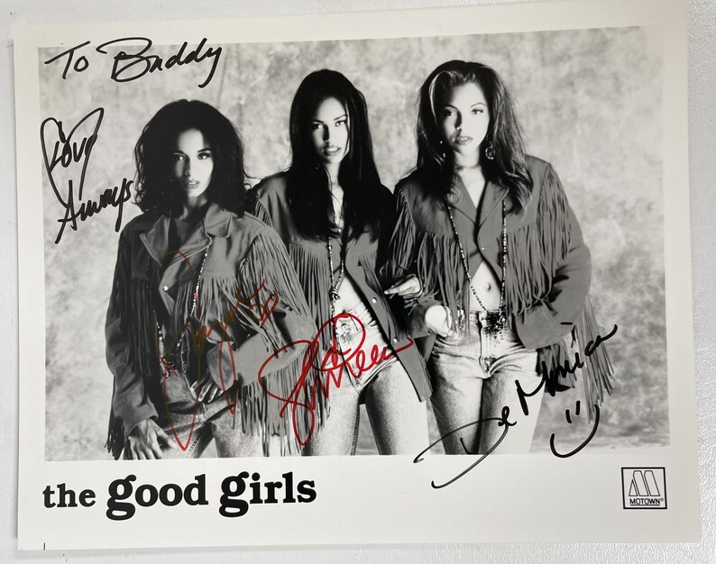 The Good Girls Band Signed Autographed Glossy 8x10 Photo Poster painting - COA Matching Holograms