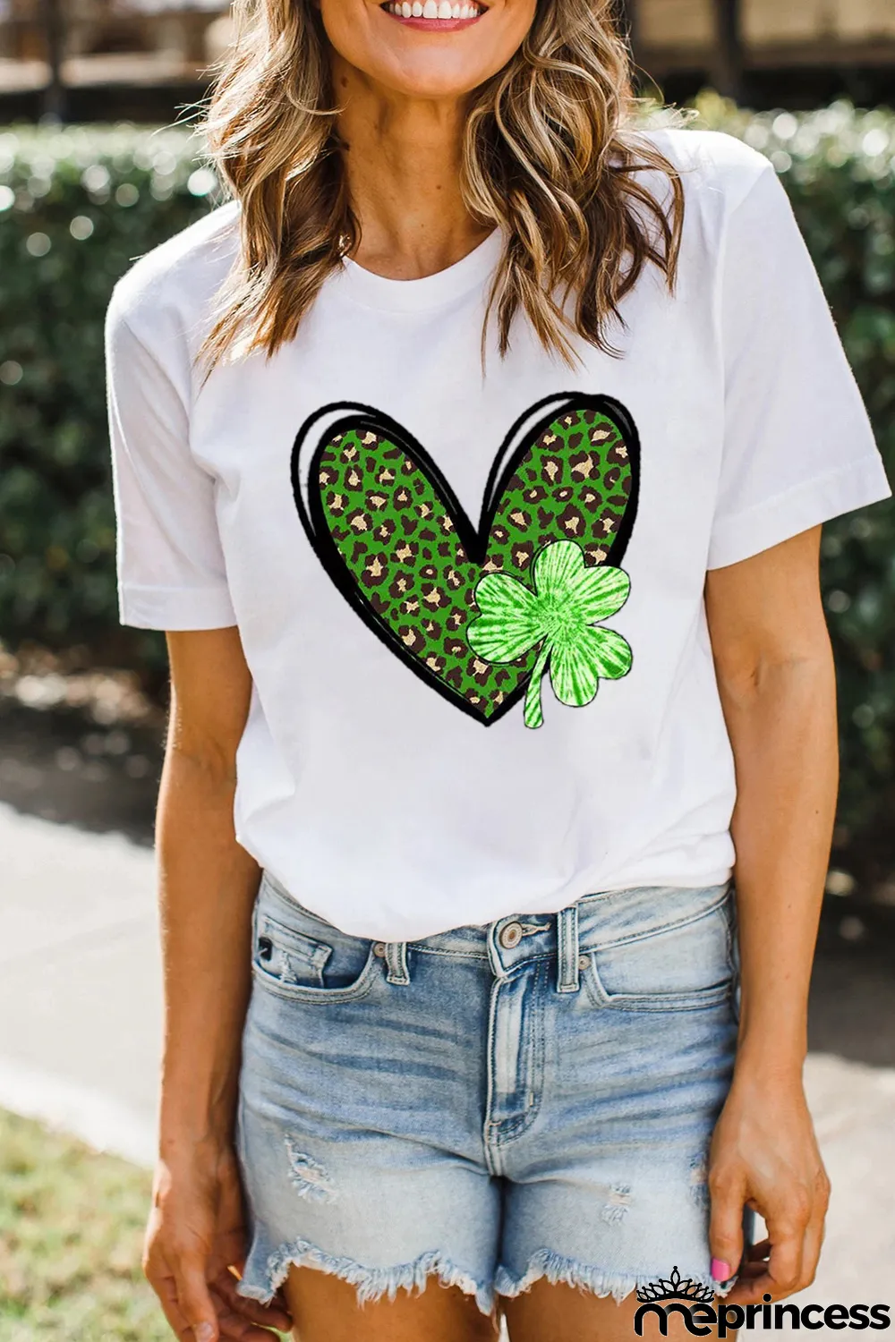 White Clover Leopard Heart Shaped Print Crewneck Graphic Tee