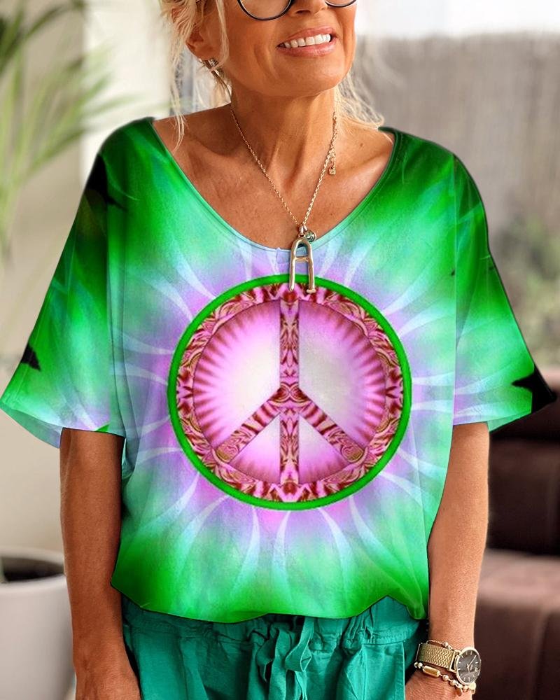 Women Hippie Gradient Green V Neck Graphic T-shirt
