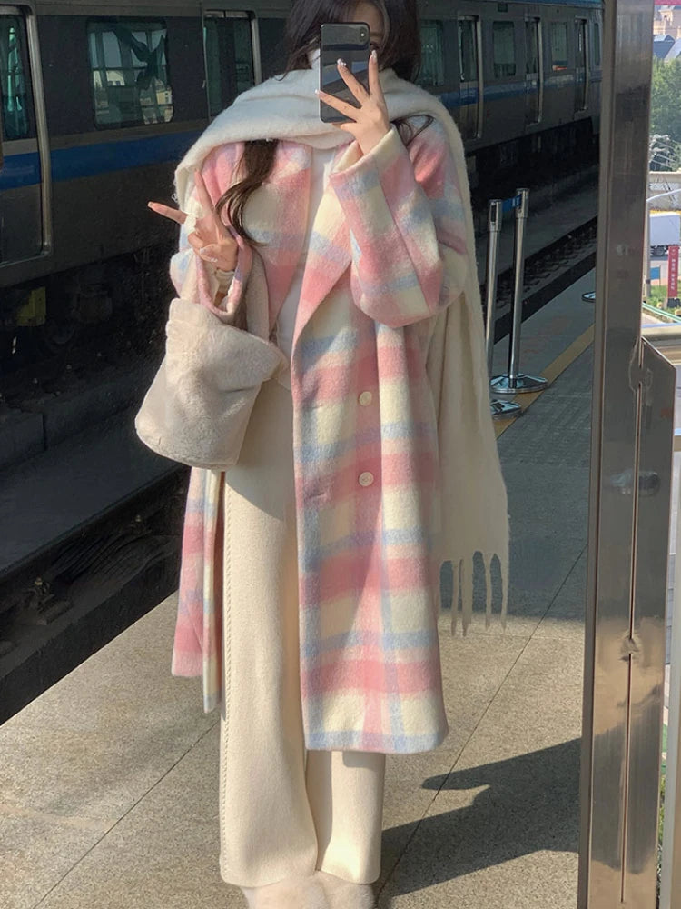 Aiertu Winter Rainbow Woollen Coats Women Casual Warm Loose Plaid Long Coats Female Korean Fashion Office Lady Trench Jackets Y2k Aiertu