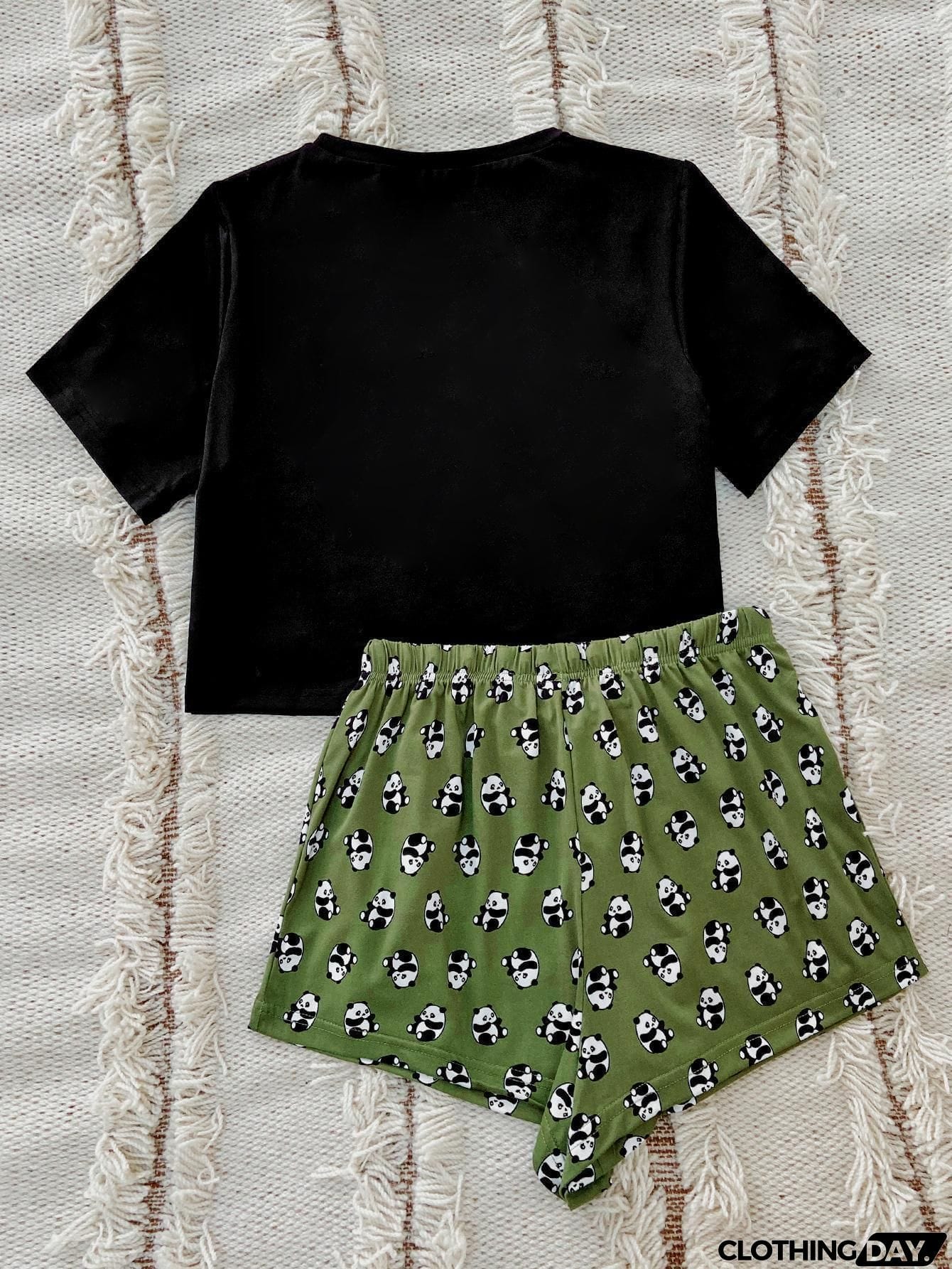 Graphic Tee and Panda Print Shorts Lounge Set
