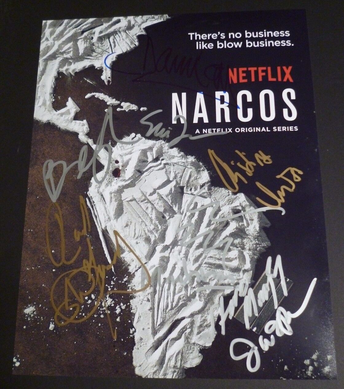 NARCOS Cast(x10) Authentic Hand-Signed Wagner Moura