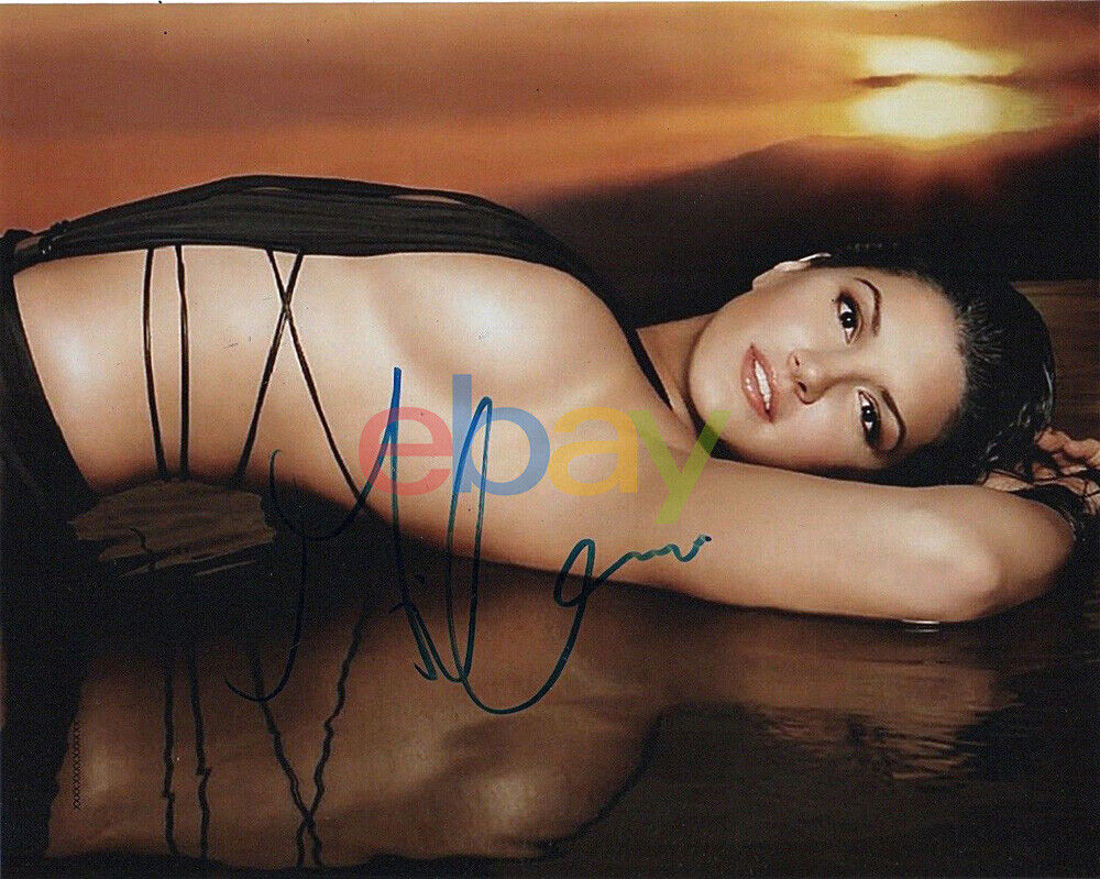 Gina Carano Sexy Autographed Signed 8x10 Photo Poster painting reprint