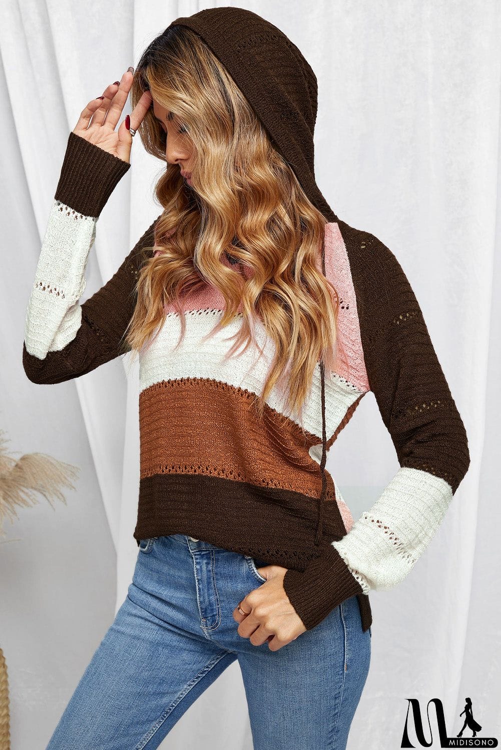 MidiSono - Classic Beach Bonfire Knitted Hoodie