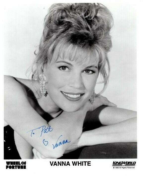 VANNA WHITE Autographed Signed WHEEL OF FORTUNE Photo Poster paintinggraph - To Pat