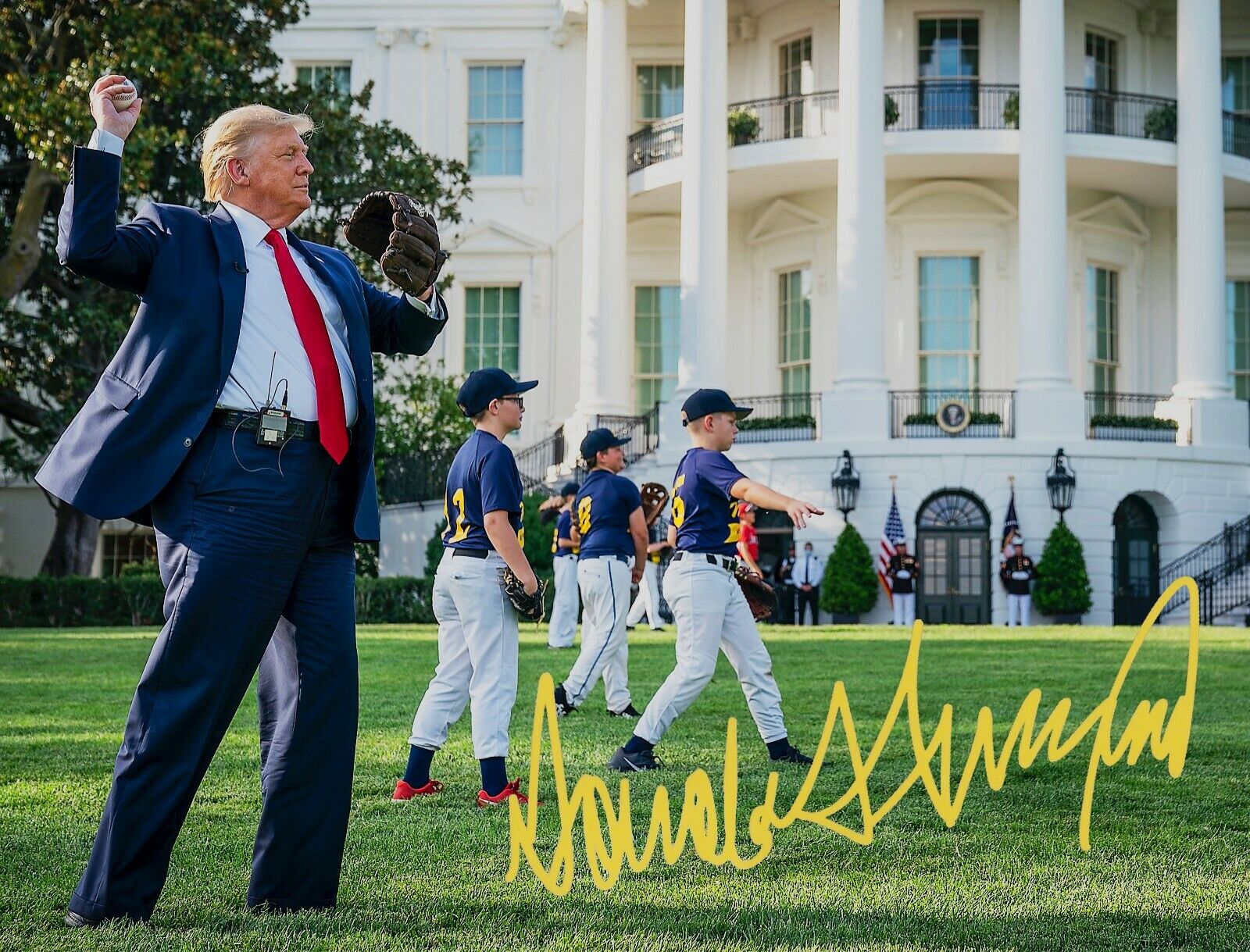 PRESIDENT DONALD TRUMP BASEBALL FRONT WHITE HOUSE SIGNED AUTOGRAPH 8.5X11 Photo Poster painting