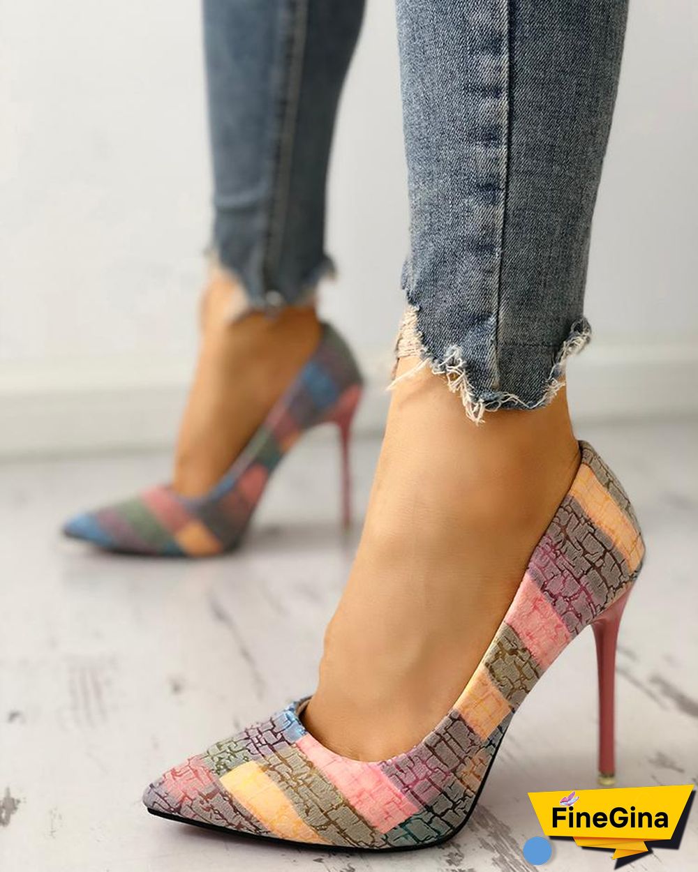 Contrast Color Pointed Toe Thin Heels