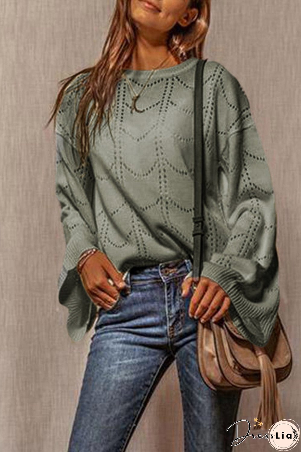 Fashionable and Minimalist winter Pullover