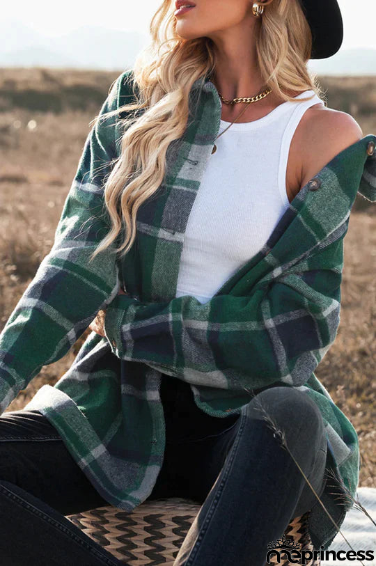 Elegant and Versatile winter garment