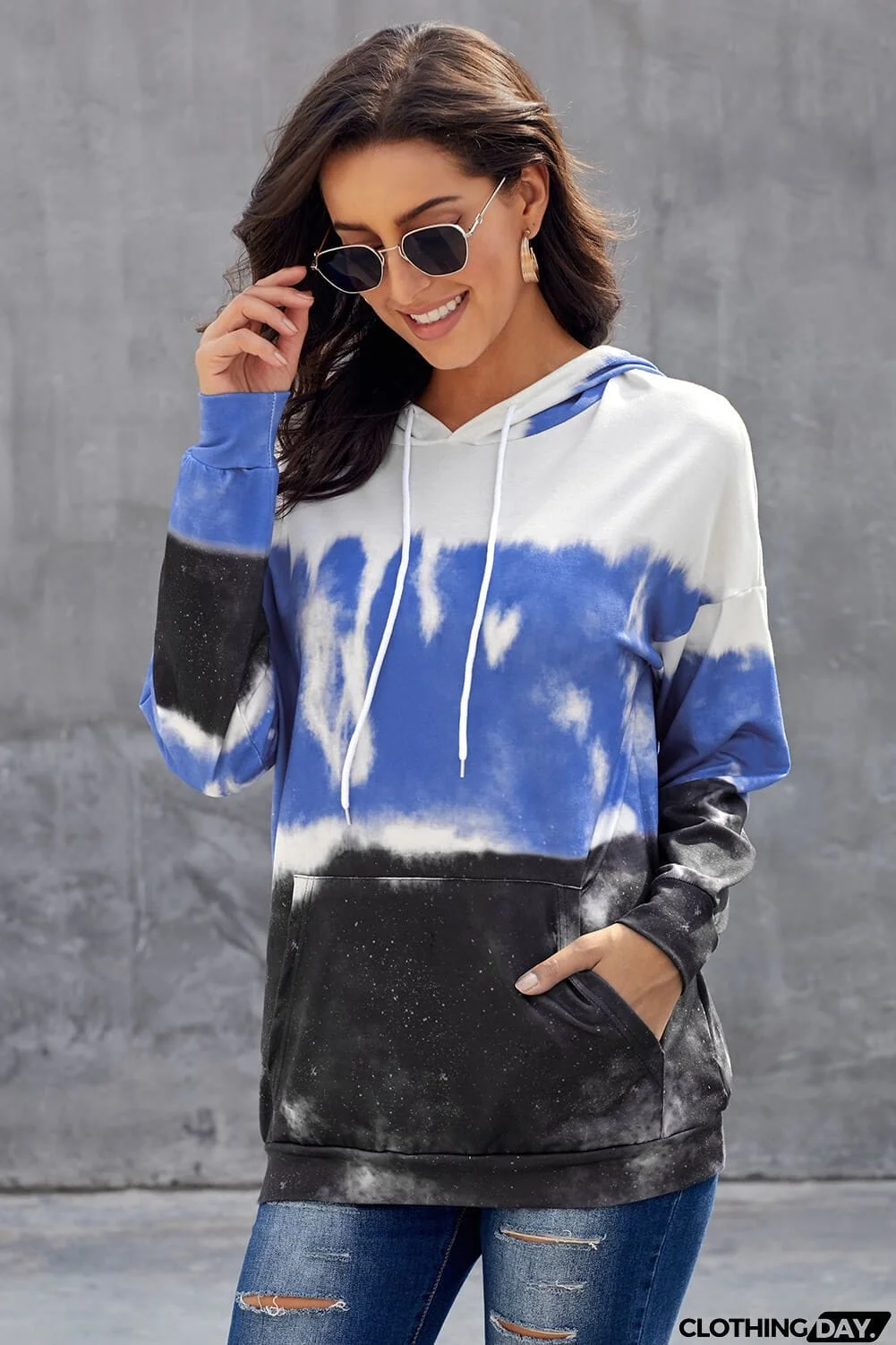 Women's Sky Blue Dye Gradient Long Sleeve Pullover Hoodie