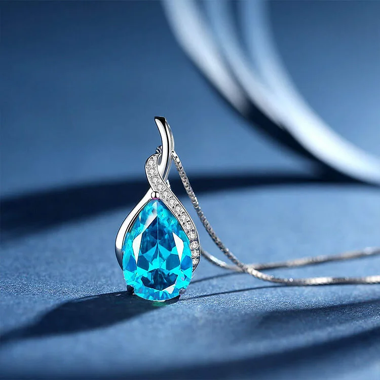 Heart Of The Ocean Necklace