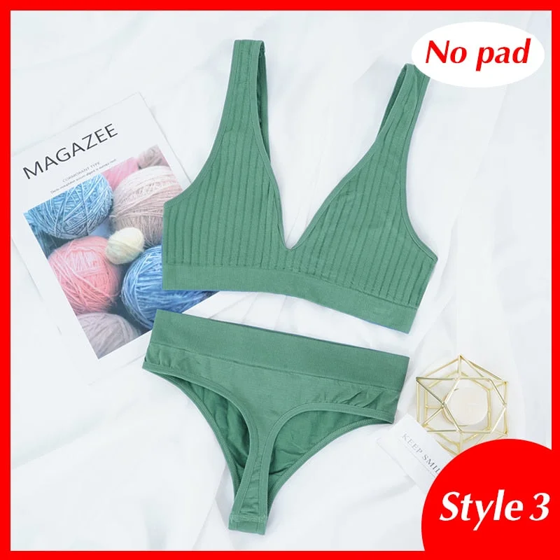 Women Seamless Bra Set Sexy Thong Low Waist Panties Wire Free Bra Push Up Bralette Lingerie Deep V Backless Underwear Set