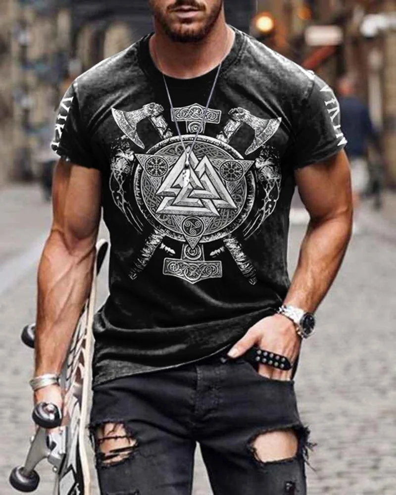 Slim-fit Short-sleeved Black Armor Graphic Poker Casual T-shirt