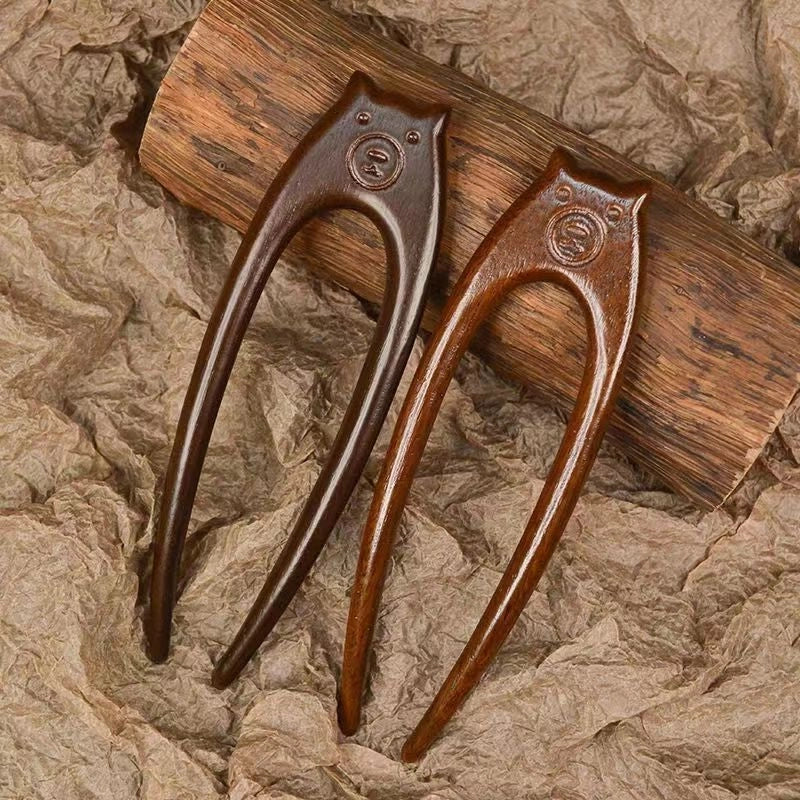 Women’s Chinoiserie Retro Ethnic Style Cat Wood Hairpin