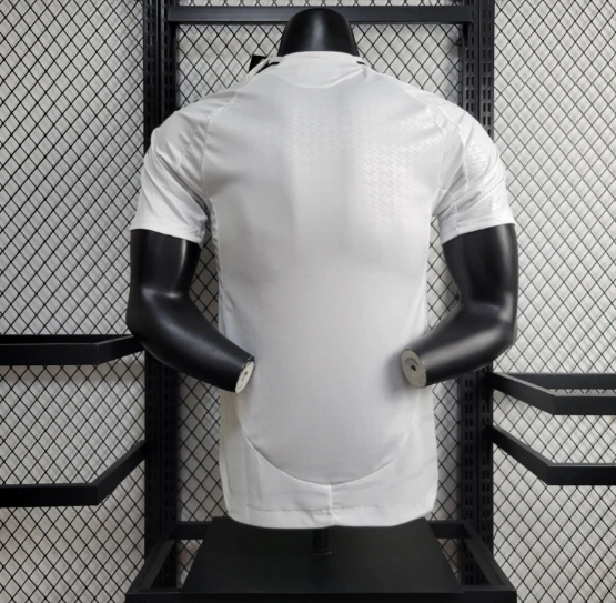 24/25 Real Madrid White Player Version Football T-Shirt Thai Quality