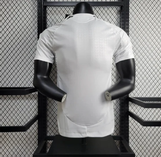 24/25 Real Madrid White Player Version Football T-Shirt Thai Quality