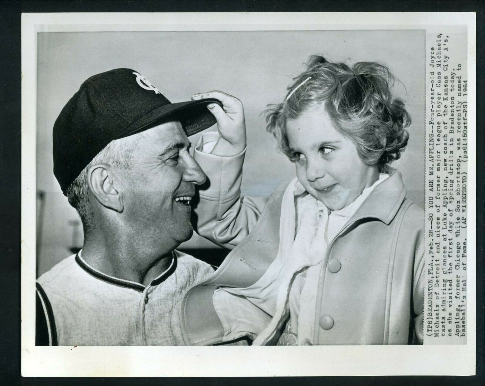 Luke Appling & Joyce Michaels 1964 Press Photo Poster painting Kansas City Athletics