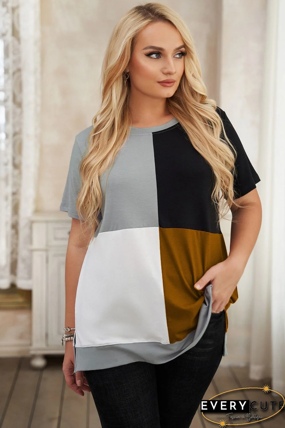 Khaki Plus Size Crew Neck Colorblock T-shirt