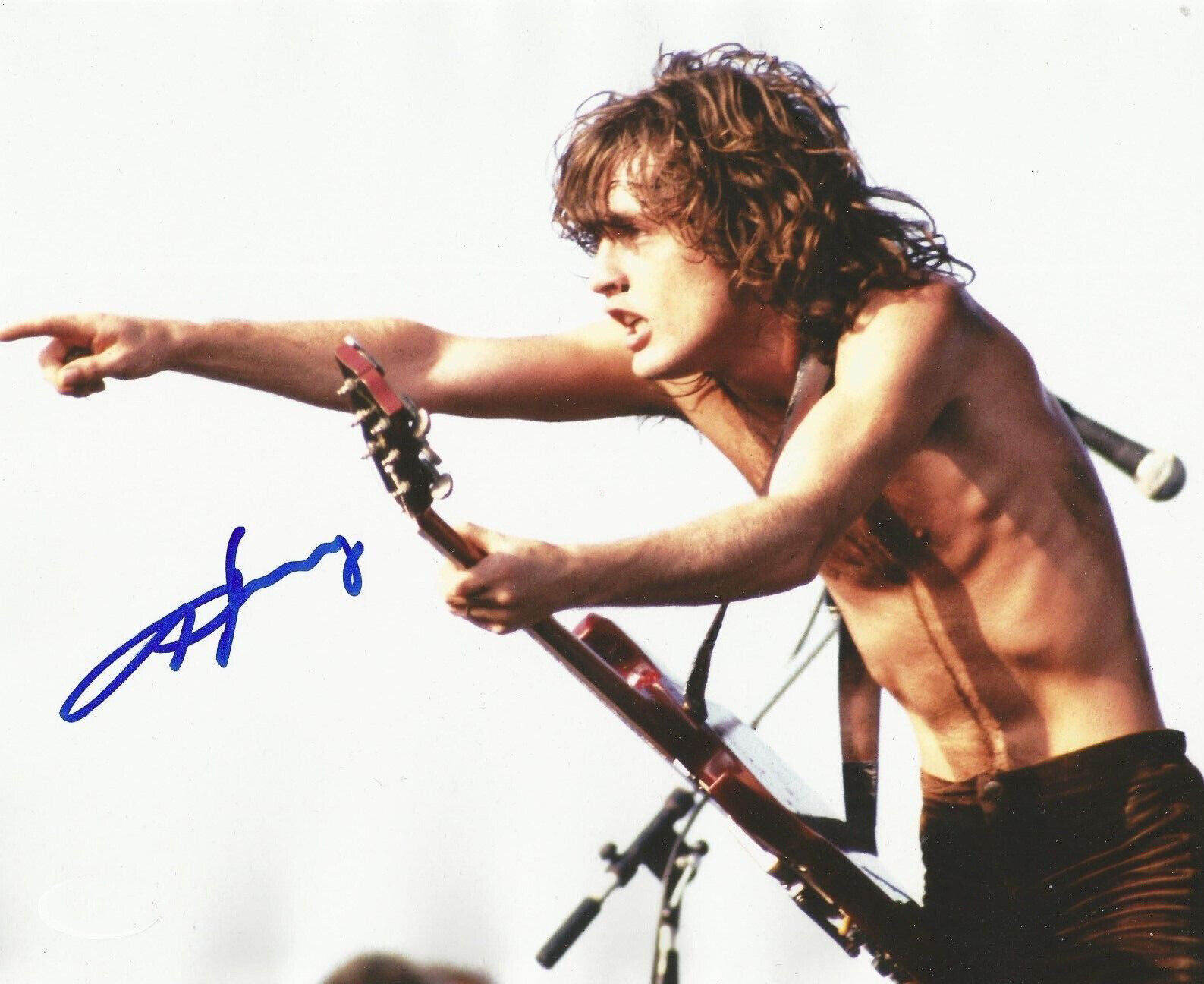 Angus Young Autographed signed 8x10 Photo Poster painting Reprint