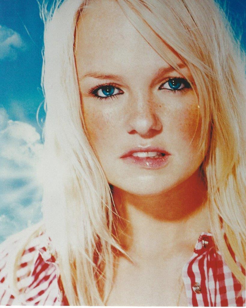 Emma Bunton 8x10 Picture Simply Stunning Photo Poster painting Gorgeous Celebrity #1