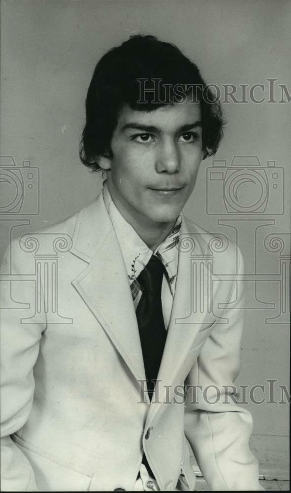 Press Photo Poster painting Jim Kerr, John Marshall High Wrestling - cvb73041