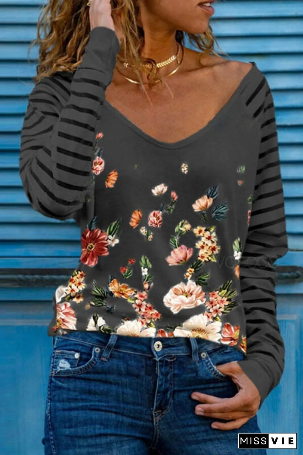 Fashion Floral Print V Neck T-Shirt