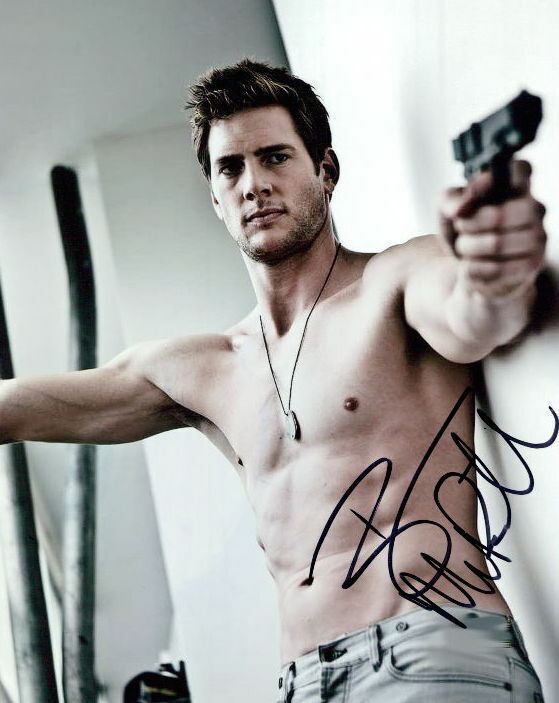 Ryan McPartlin signed 8x10 Photo Poster painting shirtless In-person
