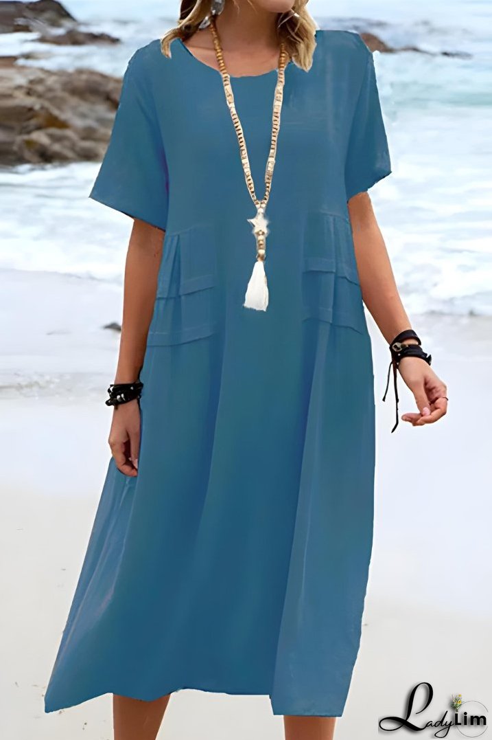 Fashionable and Minimalist winter Dress