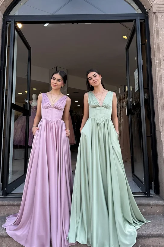 Daisda Sleeveless Deep V-Neck A-Line Prom Dress Split With Pleated