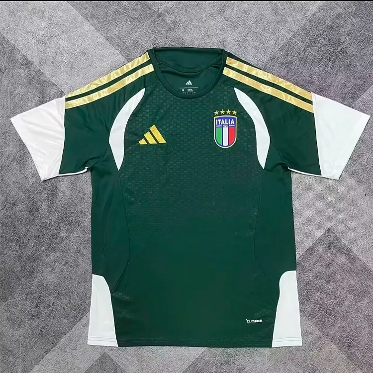 26-27 Italy Training - Fan Version