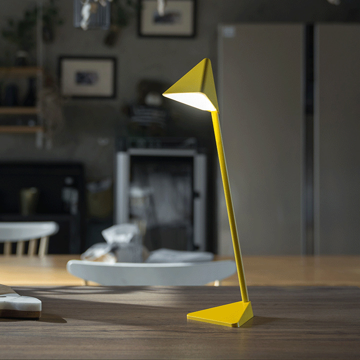 Creative Triangle Table Lamp - Detachable & Wireless Rotation Design - Appledas