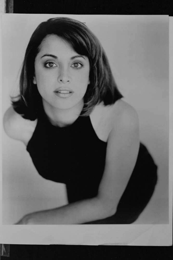 Alanna Ubach - 8x10 Headshot Photo Poster painting with Resume - Legally Blonde