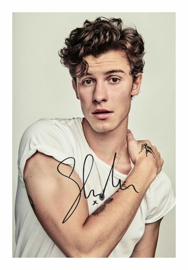 SHAWN MENDES AUTOGRAPH SIGNED PP Photo Poster painting POSTER