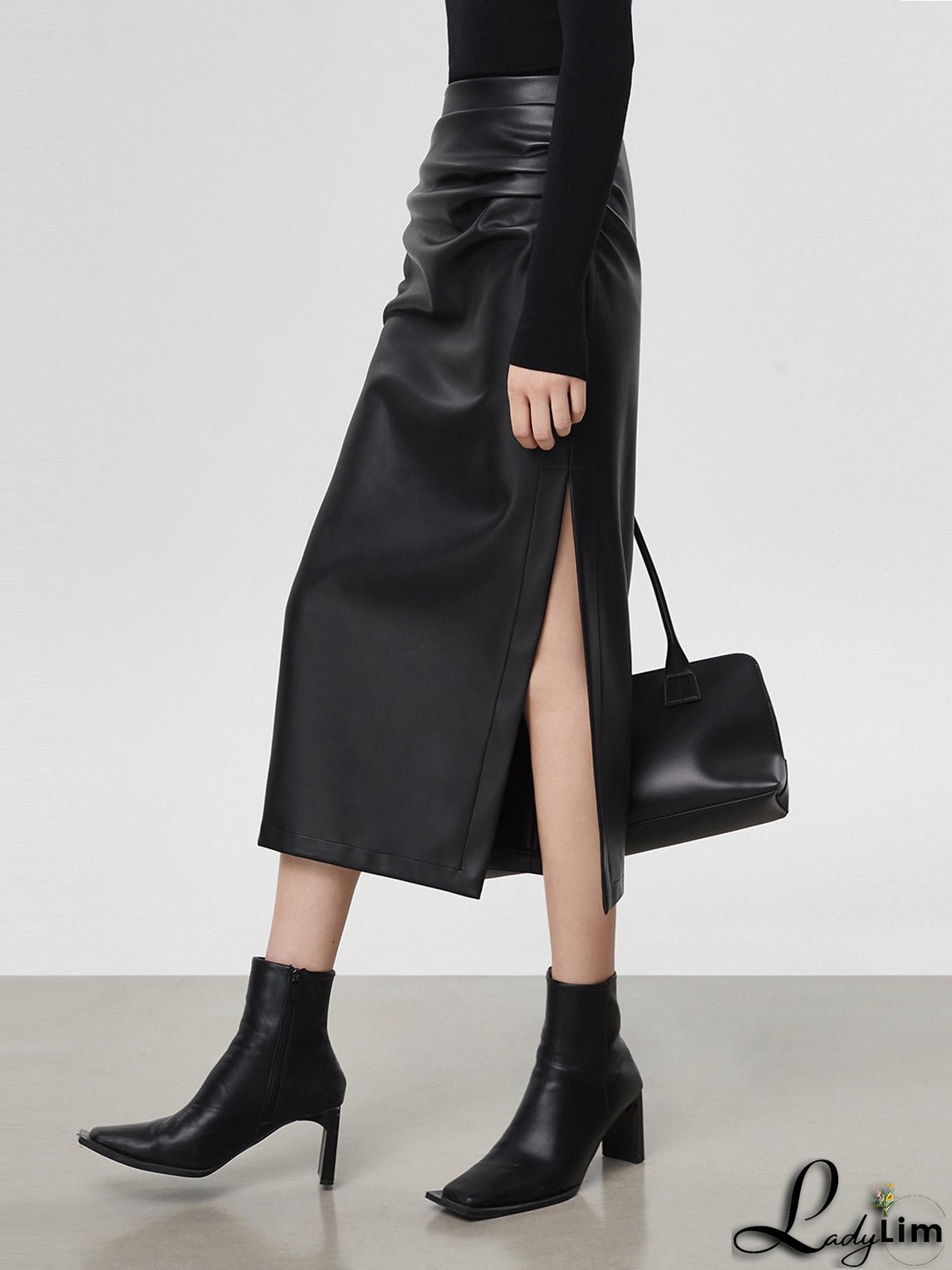 Effortless and Chic winter Skirt