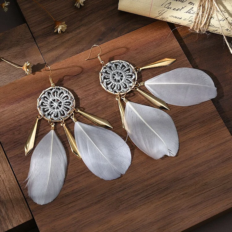 amazing and inspiring images | Dream catcher earrings, Feather earrings, Feather  jewelry