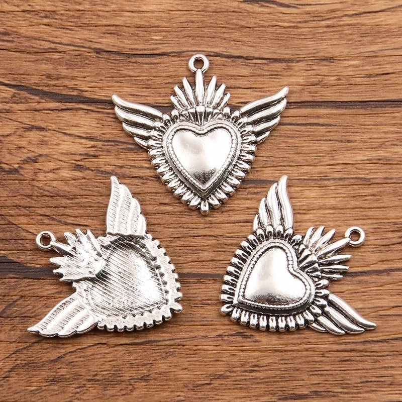 1 Piece Alloy Heart Shape Skull Pendant Jewelry Accessories