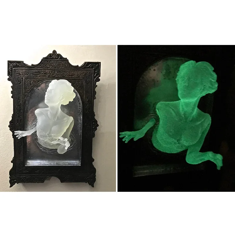 Tegooe Resin Devils Hand Wall Decor Gothic Ghost Mirror Luminous Craft Spooky Photo Frame Halloween Gift