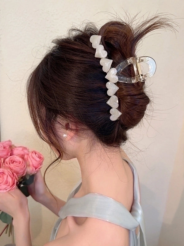 Women’s Sweet Heart Shape Plastic Hair Claws