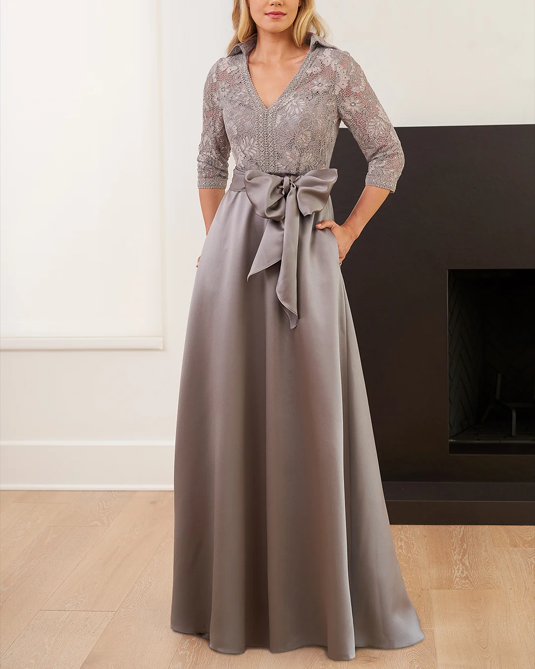 Women' V Neck Embroidered Lace Up Dress