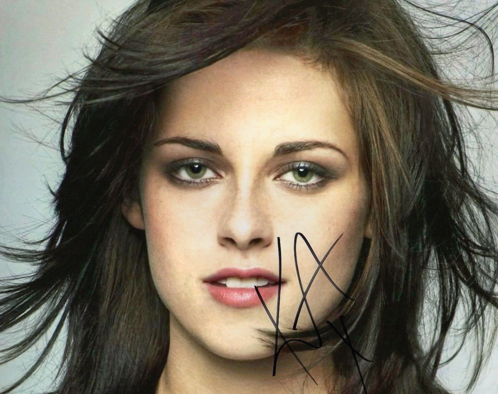 KRISTEN STEWART AUTOGRAPHED SIGNED A4 PP POSTER Photo Poster painting PRINT 25